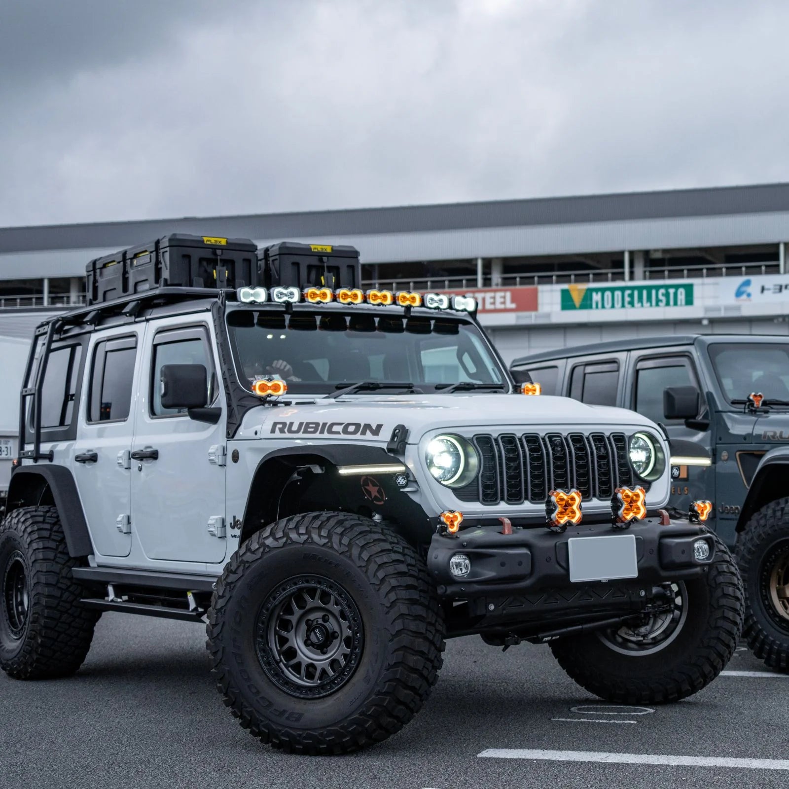 HALO Series 4.5インチ Pod Lights Combined LED Light Bar (52インチ)