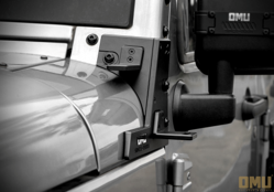 OMU JEEP WRANGLER JK (日本仕様 ) A-PILLAR LIGHT MOUNT ブラケット