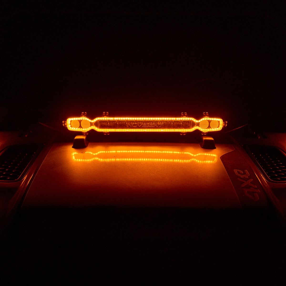 HALO Pro Series 20インチ LED Light Bar with Dynamic DRL Modes