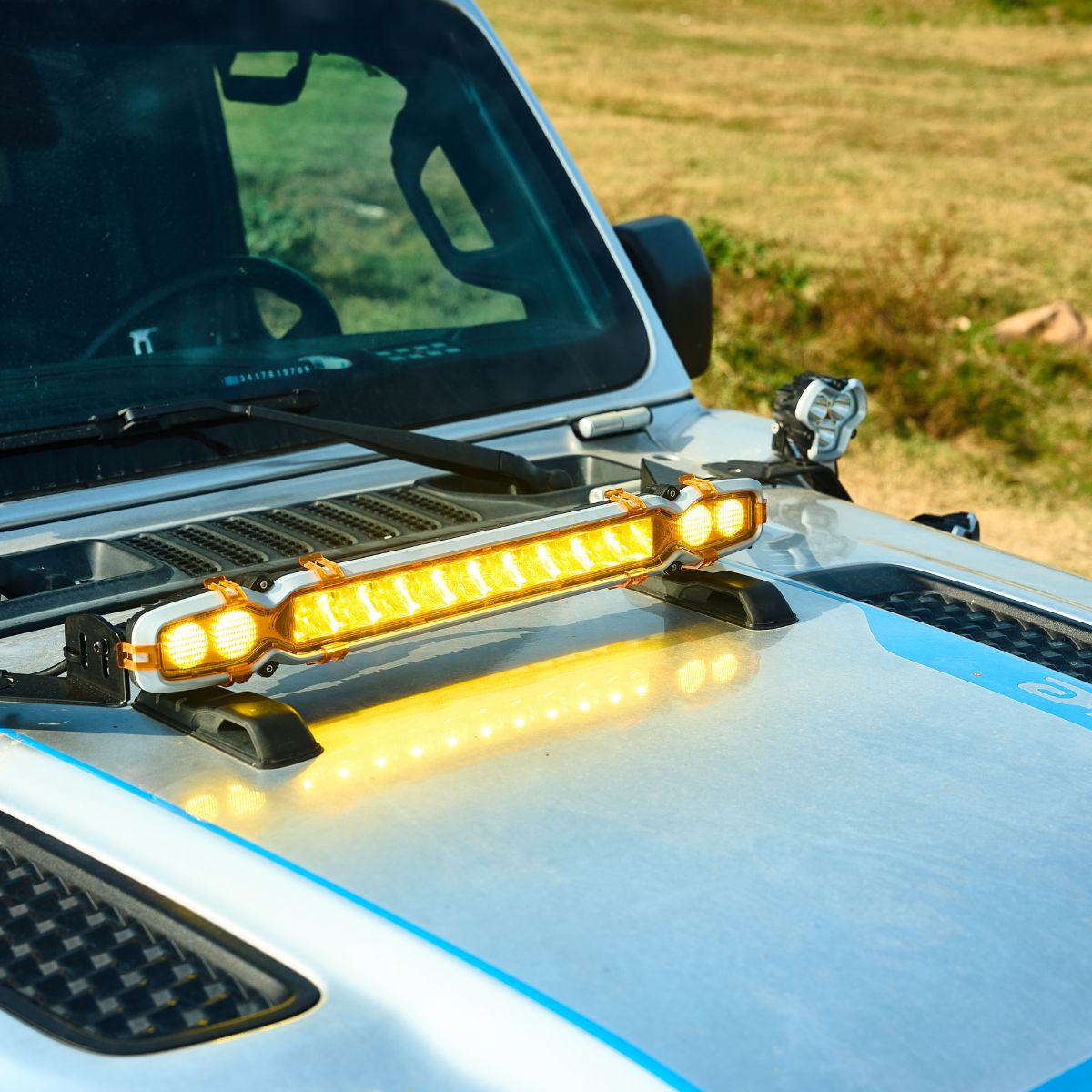 HALO Pro Series 20インチ LED Light Bar with Dynamic DRL Modes